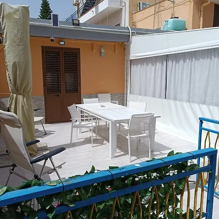 Mondello32 Apartment *